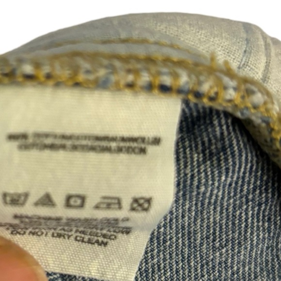 Free People Cut Off Denim‎ Booty Shorts with Frills Size 26 Waist (US 2) - Picture 7 of 9